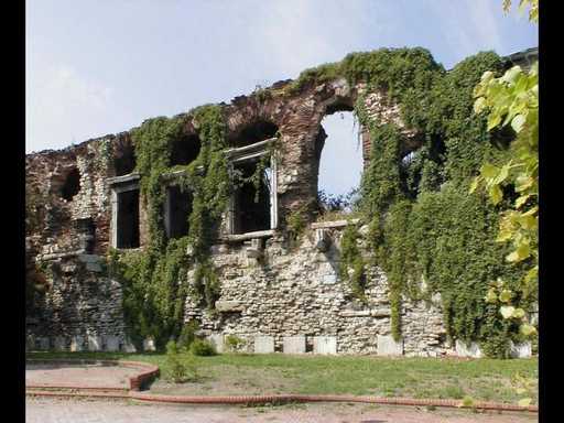 Roman Palace